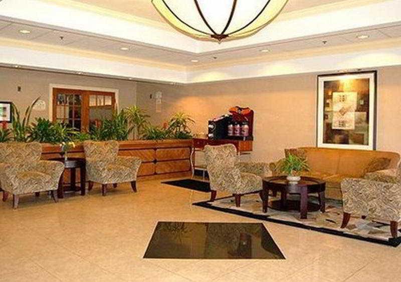 Comfort Inn Randolph-Boston Интериор снимка